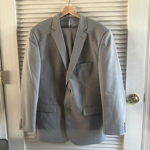 Alain Dupetit, 44R/38W, Light Gray men suit